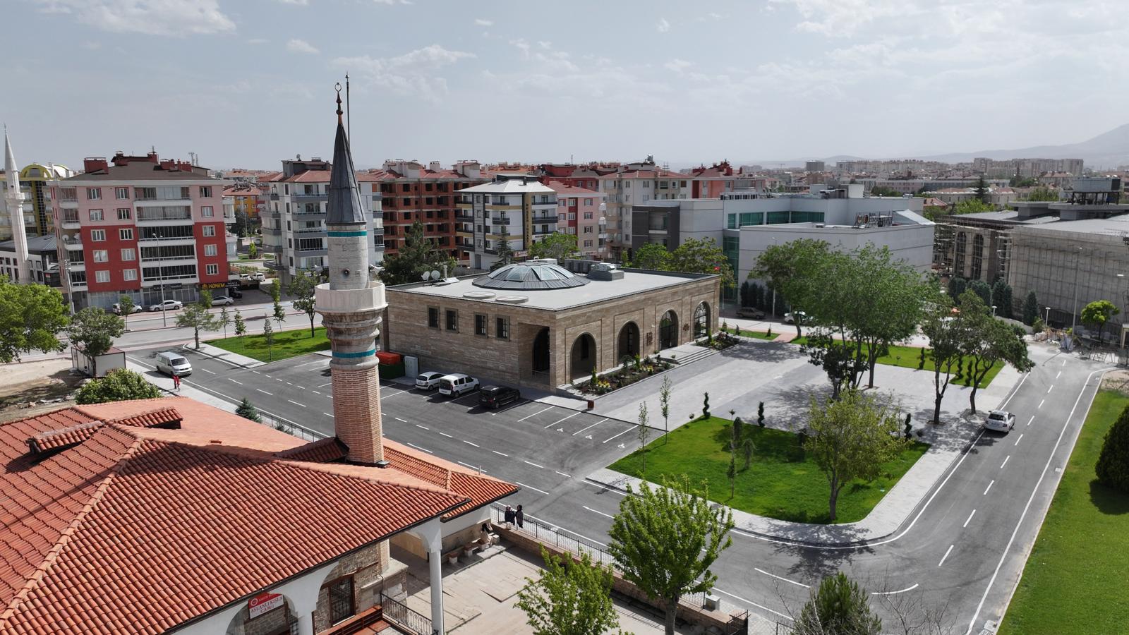 İletişim Resmi